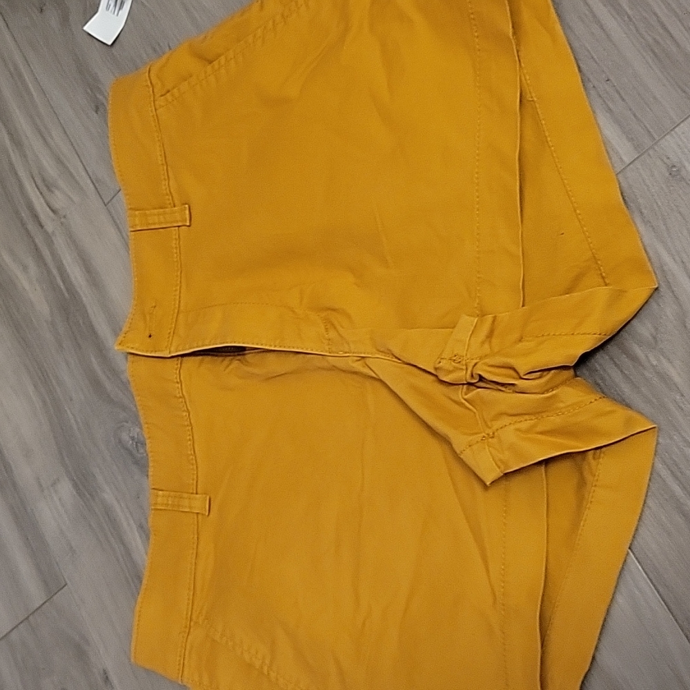 Mustard Gap shorts
